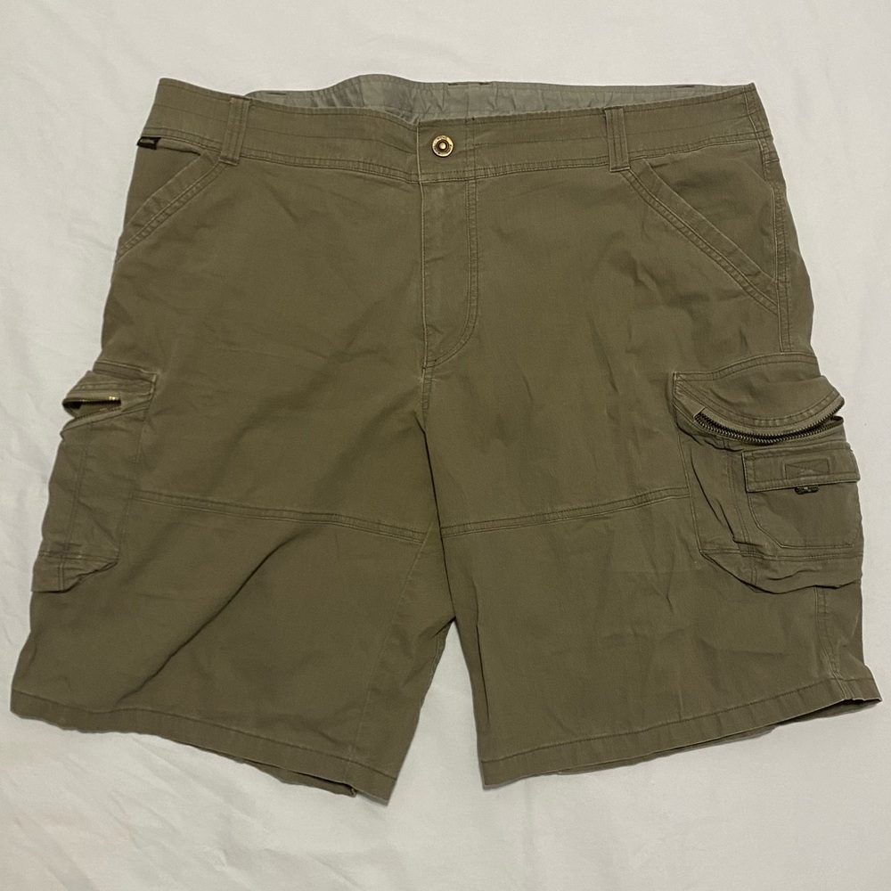 Men’s Kuhl Cargo Shorts Athletic Hiking Green Size 42